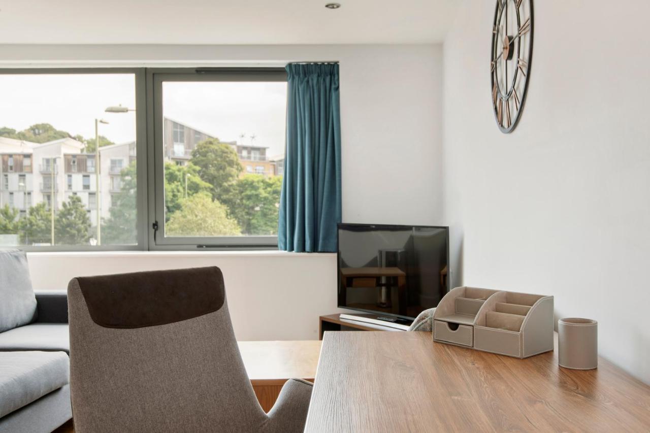 Hq Aparthotel Farnborough Farnborough  Eksteriør bilde