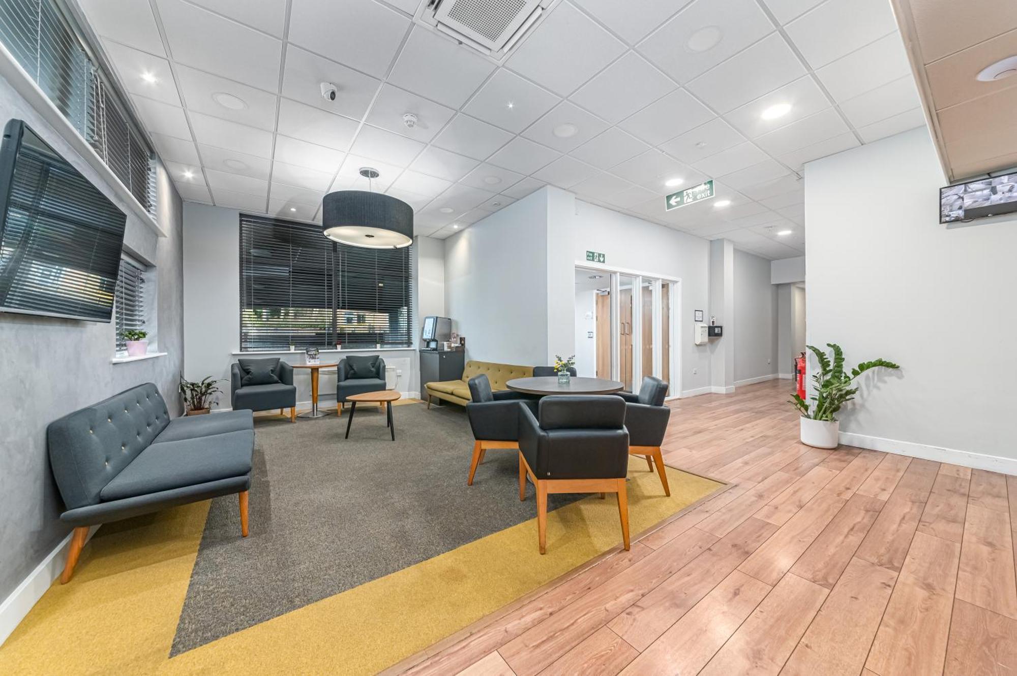 Hq Aparthotel Farnborough Farnborough  Eksteriør bilde