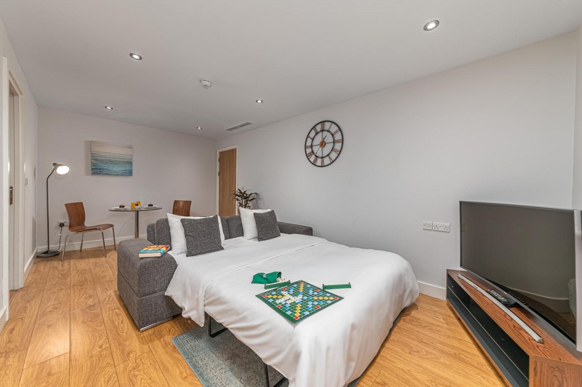 Hq Aparthotel Farnborough Farnborough  Eksteriør bilde