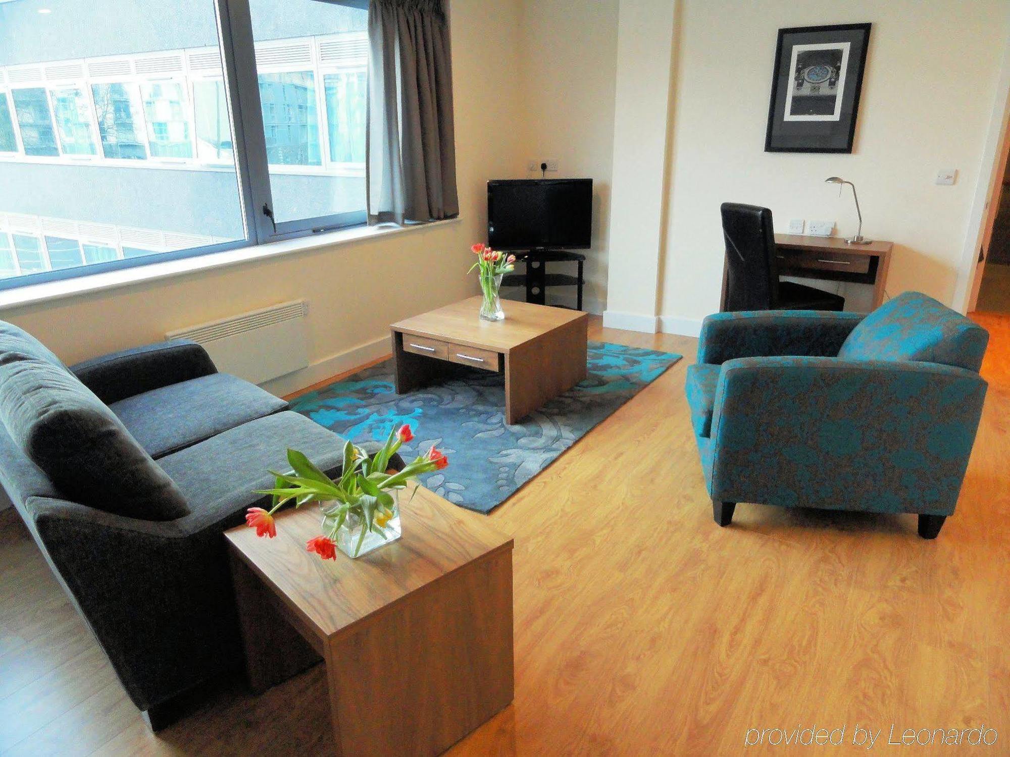 Hq Aparthotel Farnborough Farnborough  Eksteriør bilde