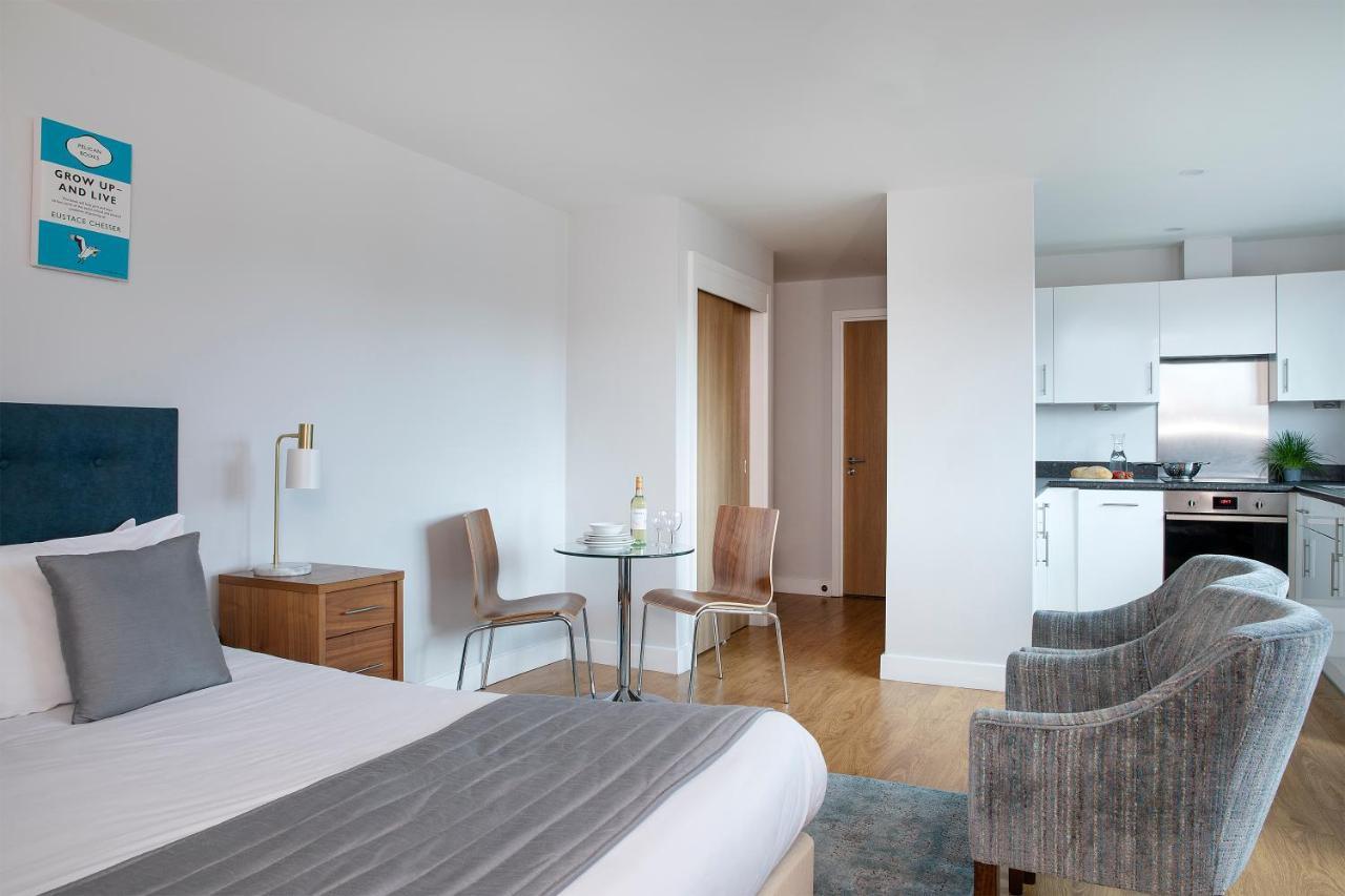Hq Aparthotel Farnborough Farnborough  Eksteriør bilde